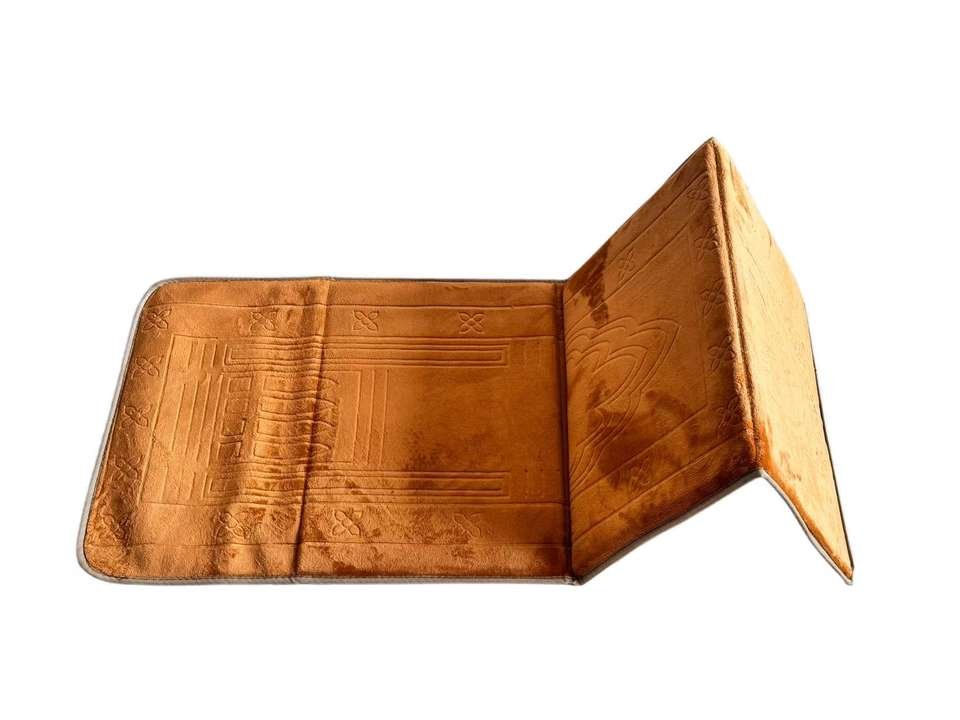 prayer mat